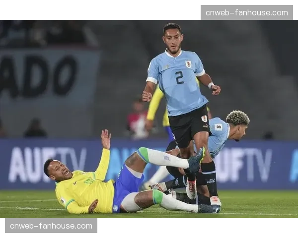 内马尔因训练迟到与新月新帅发生激烈争执，可能遭队内停赛处罚